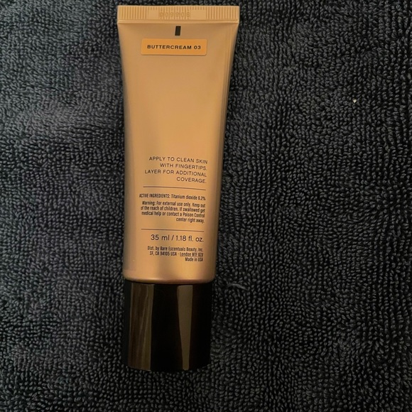 COMPLEXION RESCUE TINTED MOISTURIZER - FOUNDATION - Picture 5 of 13